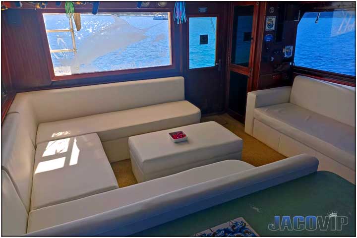 White vinyl seating in boat salon