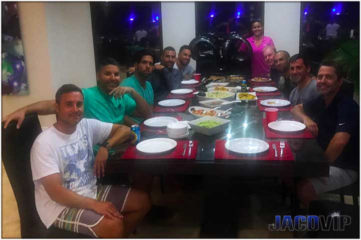 Jaco VIP Chef service with group eating dinner