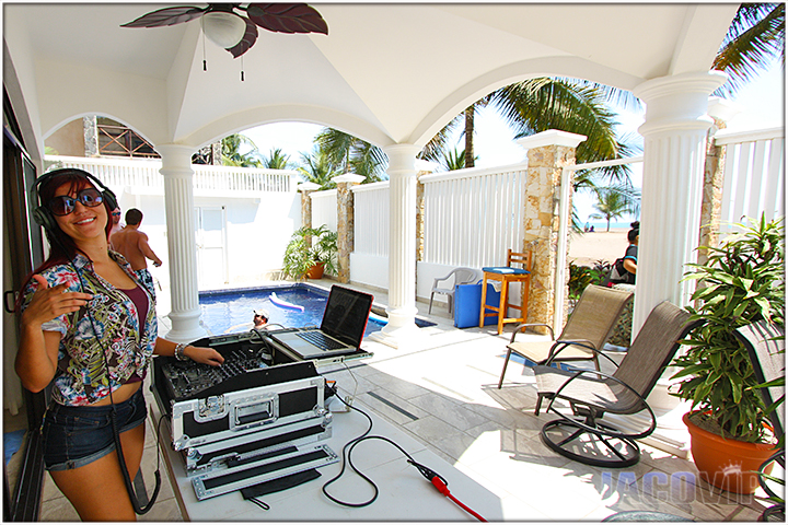 Jaco VIP DJ Service for a pool party