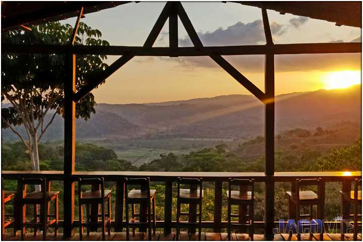 Sunset valley view from el tigre restaurant in costa rica