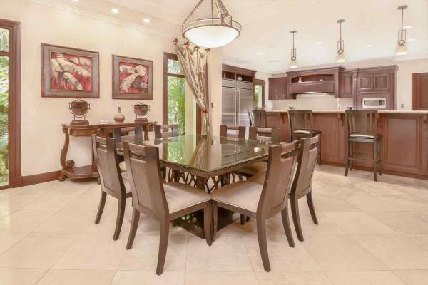 View of the main dining area at Casa Zafiro in Los Suenos