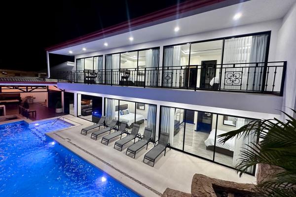 Ocean Breeze Villa in Jaco Costa Rica at night