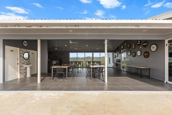 side view of covered rancho