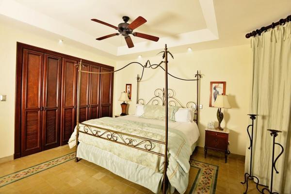 Bedroom 2 at Casa Solara with a queen-sized bed