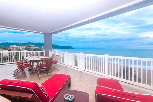The-palms-condo-704-jaco-beach-balcony-view-2