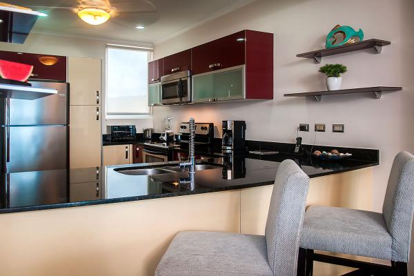 The-palms-condo-704-kitchen-2