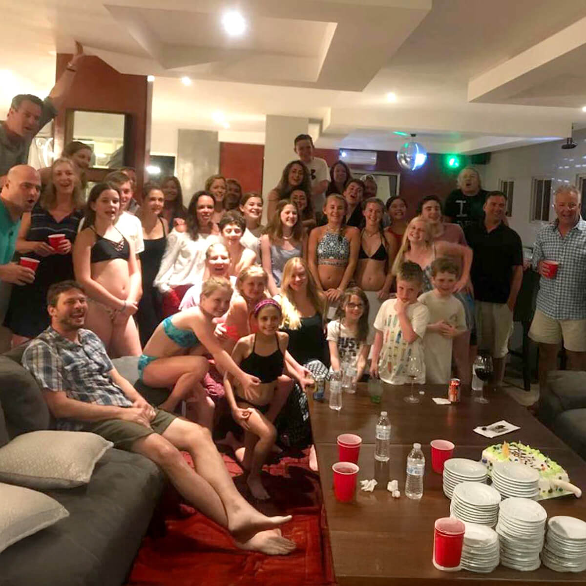 Large family on vacation in Costa Rica