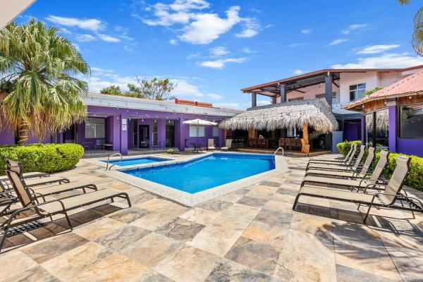 Tropical Paradise villa near Hotel Cocal
