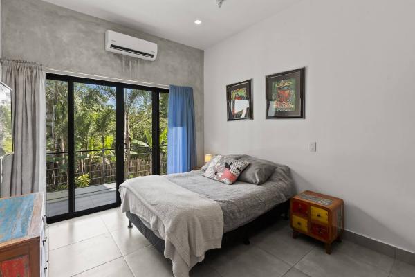 1 Queen Size Bed Villa-dos-olas-1-bedroom-1