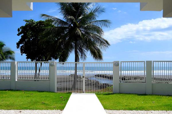 Gate leading directly to Jaco Beach